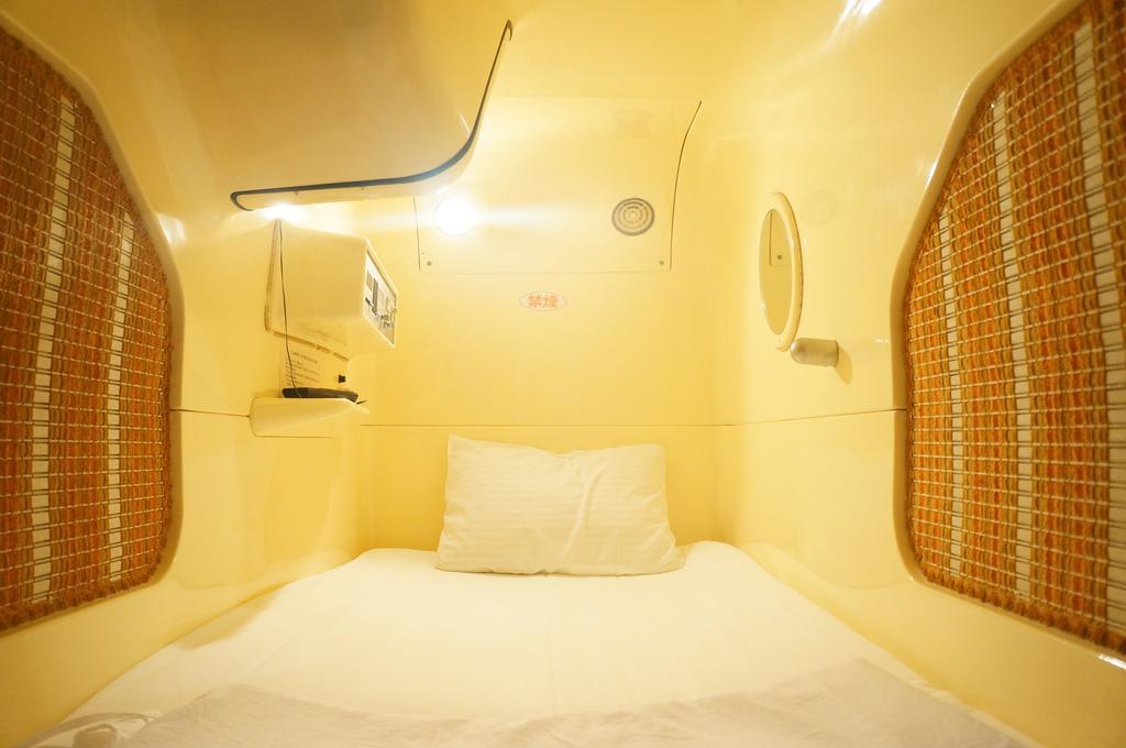 Capsule Hotel 310 Tokio Habitación foto