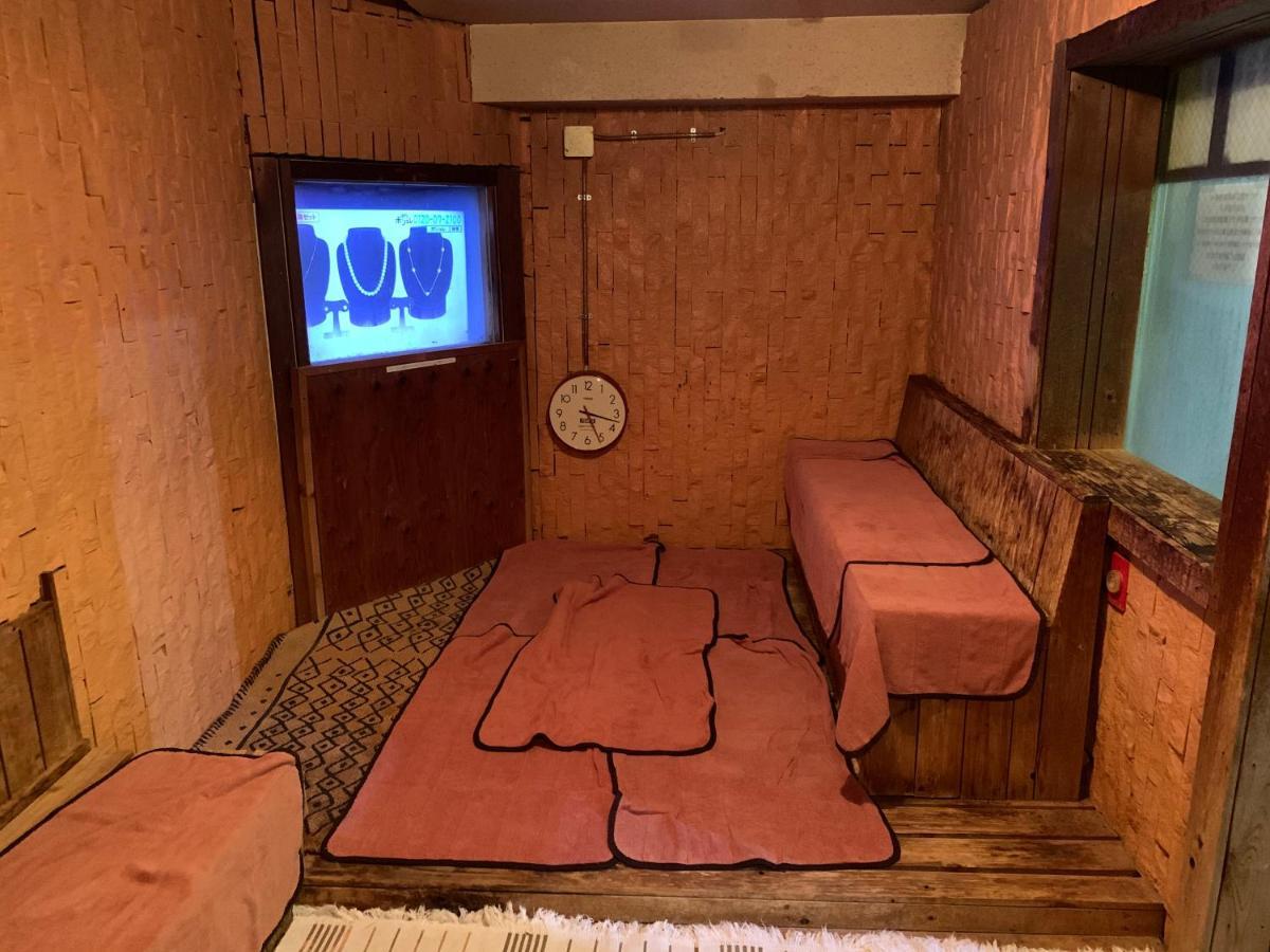 Capsule Hotel 310 Tokio Exterior foto